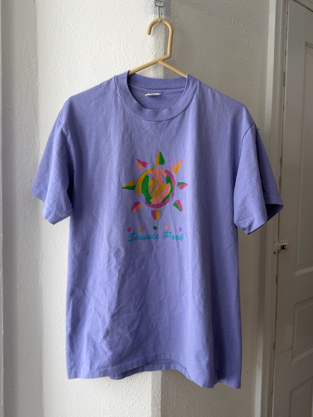 Vtg 90s Anvil Seaside Park sun graphic single stitch tee 100% preshrunk cotton